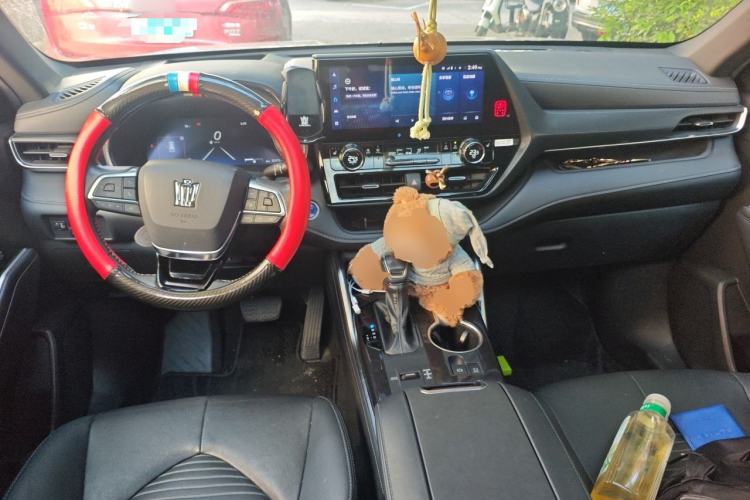 Used Toyota Crown Kluger 2021 2.5L HEV Four-Wheel Drive Premium Edition Center Console