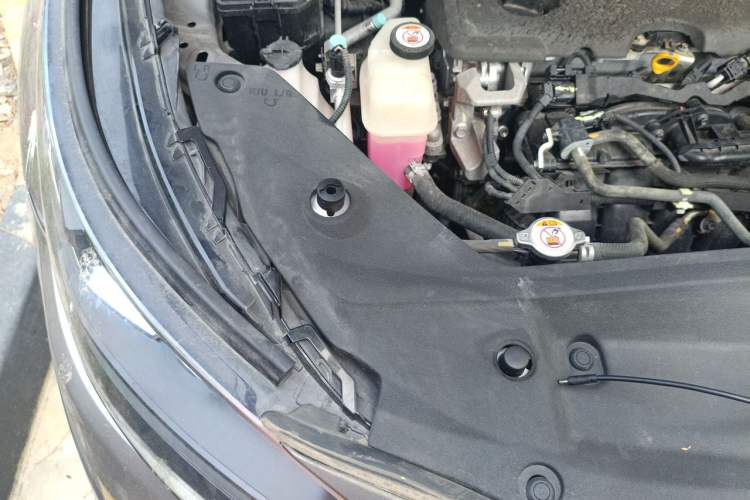 Used Toyota Crown Kluger 2021 2.5L HEV Four-Wheel Drive Premium Edition Engine Bay Right