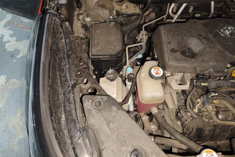 Used Toyota Crown Kluger 2021 2.5L HEV Four-Wheel Drive Flagship Edition Engine Bay Right