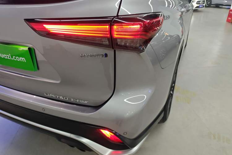 Used Toyota Crown Kluger 2021 2.5L HEV Four-Wheel Drive Flagship Edition Exterior 6