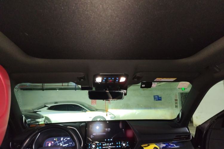 Used Toyota Crown Kluger 2021 2.5L HEV Four-Wheel Drive Flagship Edition Headliner