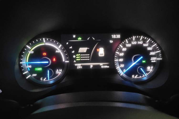 Used Toyota Crown Kluger 2021 2.5L HEV Two-Wheel Drive Elite Edition Instrument Cluster
