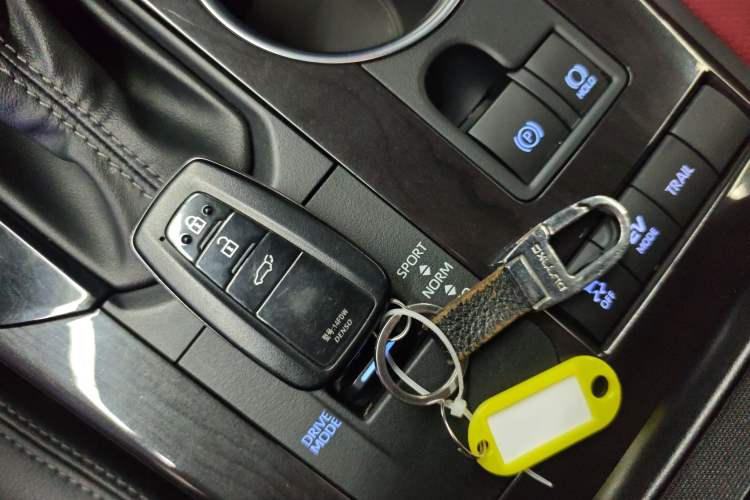 Used Toyota Crown Kluger 2021 2.5L HEV Four-Wheel Drive Flagship Edition Interior 1