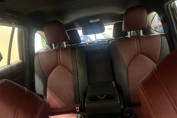 Used Toyota Crown Kluger 2021 2.5L HEV Two-Wheel Drive Elite Edition Interior 11