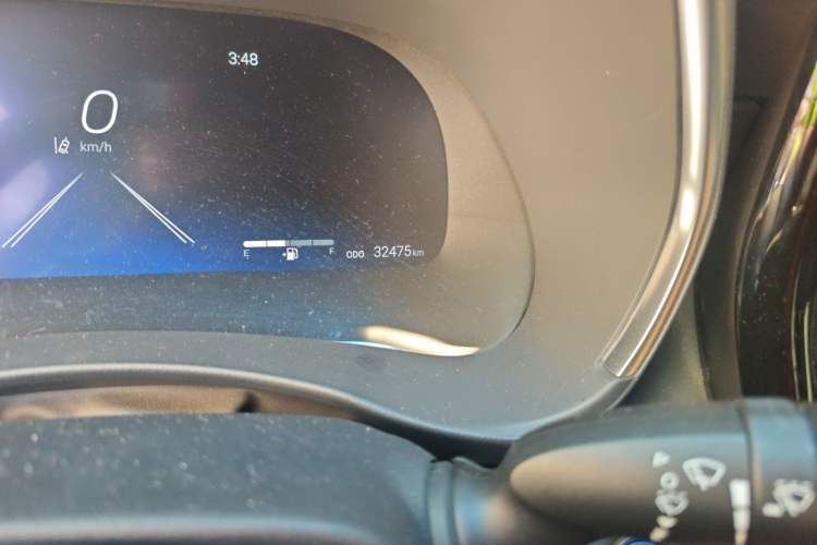 Used Toyota Crown Kluger 2021 2.5L HEV Four-Wheel Drive Premium Edition Odometer Close Up