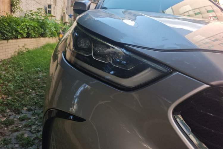 Used Toyota Crown Kluger 2021 2.5L HEV Four-Wheel Drive Premium Edition Right Front Headlight