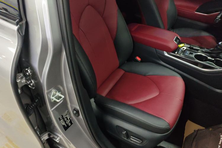 Used Toyota Crown Kluger 2021 2.5L HEV Four-Wheel Drive Flagship Edition Right Front Seat
