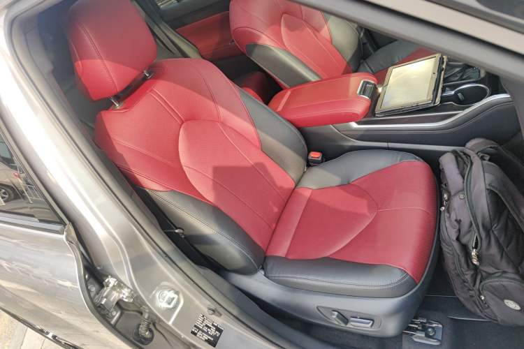 Used Toyota Crown Kluger 2021 2.5L HEV Four-Wheel Drive Flagship Edition Right Front Seat