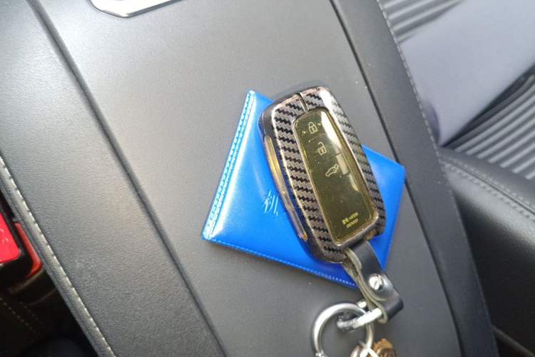 Used Toyota Crown Kluger 2021 2.5L HEV Four-Wheel Drive Premium Edition Vehicle Key