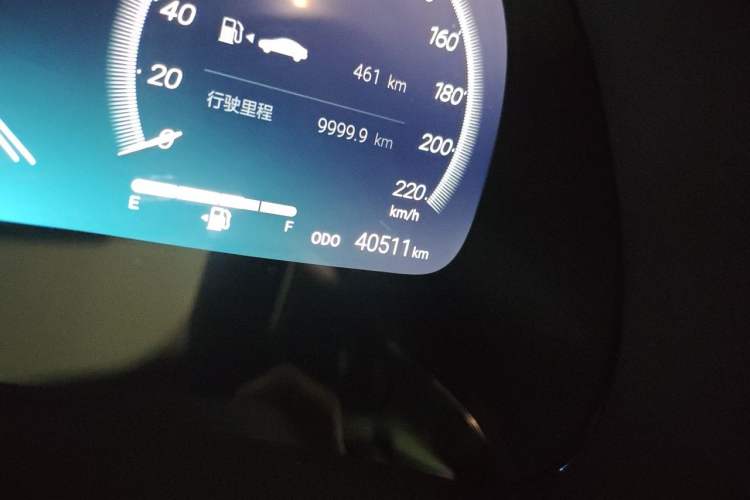 Used Toyota Crown Kluger 2021 2.5L HEV Four-Wheel Drive Flagship Edition Odometer Close Up