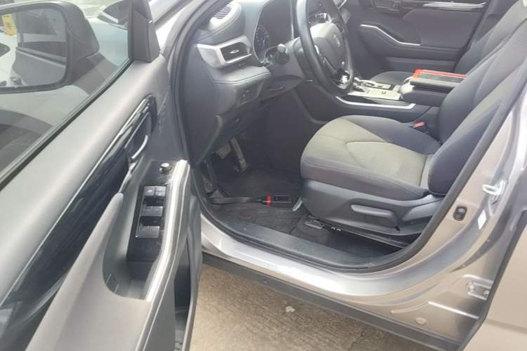 Used Toyota Crown Kluger 2021 2.5L HEV Two-Wheel Drive Elite Edition Driver Seat