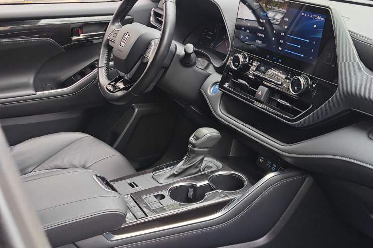 Used Toyota Crown Kluger 2021 2.5L HEV Four-Wheel Drive Premium Edition Interior 6