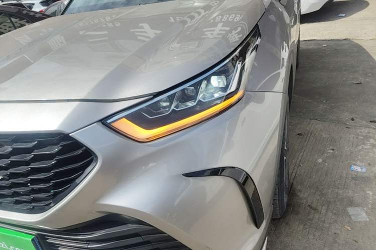 Used Toyota Crown Kluger 2021 2.5L HEV Two-Wheel Drive Elite Edition Left Front Headlight