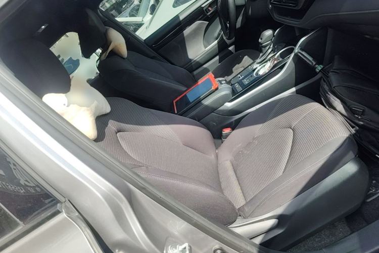 Used Toyota Crown Kluger 2021 2.5L HEV Two-Wheel Drive Elite Edition Right Front Seat