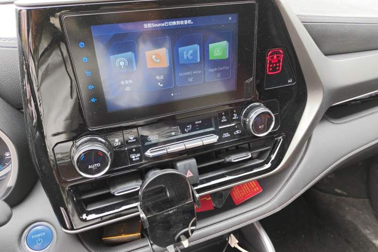 Used Toyota Crown Kluger 2021 2.5L HEV Four-Wheel Drive Elite Edition Audio And AC Panel
