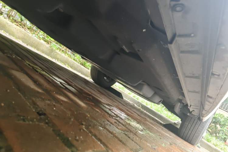 Used Toyota Crown Kluger 2021 2.5L HEV Two-Wheel Drive Entry Version Chassis Front Left