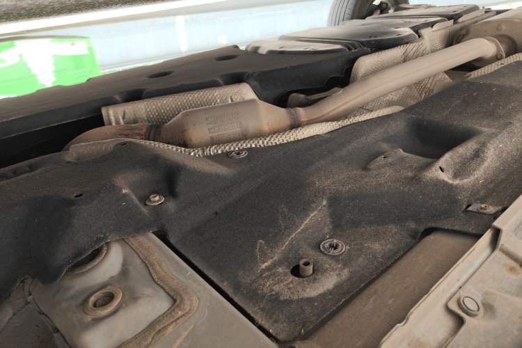 Used Toyota Crown Kluger 2021 2.5L HEV Four-Wheel Drive Elite Edition Chassis Front Right