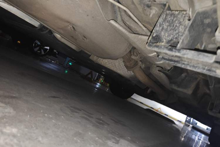 Used Toyota Crown Kluger 2021 2.5L HEV Four-Wheel Drive Flagship Edition Chassis Rear Right