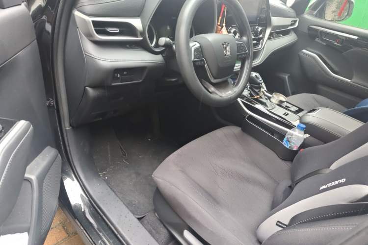 Used Toyota Crown Kluger 2021 2.5L HEV Two-Wheel Drive Entry Version Driver Seat