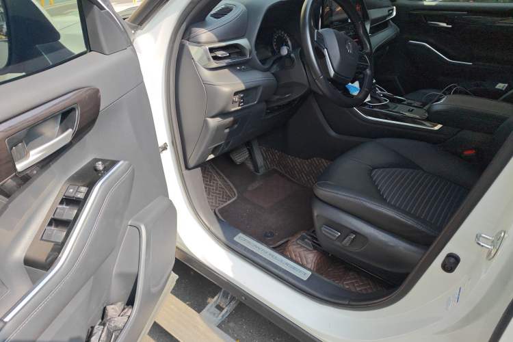 Used Toyota Crown Kluger 2021 2.5L HEV Four-Wheel Drive Luxury Edition Driver Seat