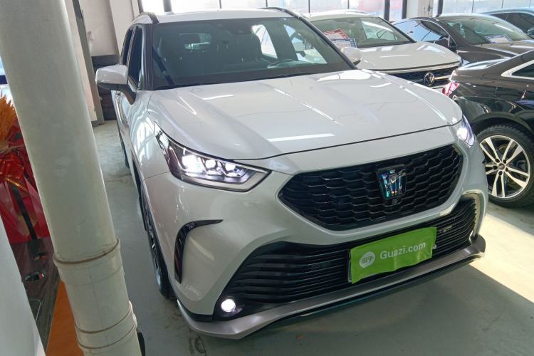 Used Toyota Crown Kluger 2021 2.5L HEV Four-Wheel Drive Premium Edition Front Right 45 Deg
