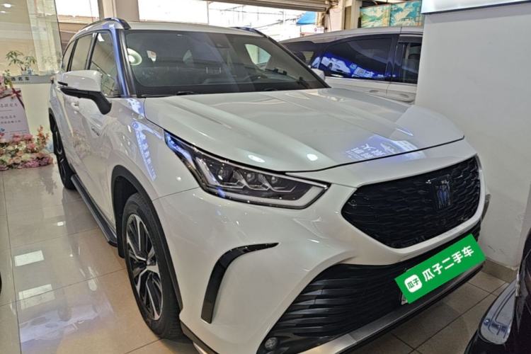 Used Toyota Crown Kluger 2021 2.5L HEV Four-Wheel Drive Luxury Edition Front Right 45 Deg