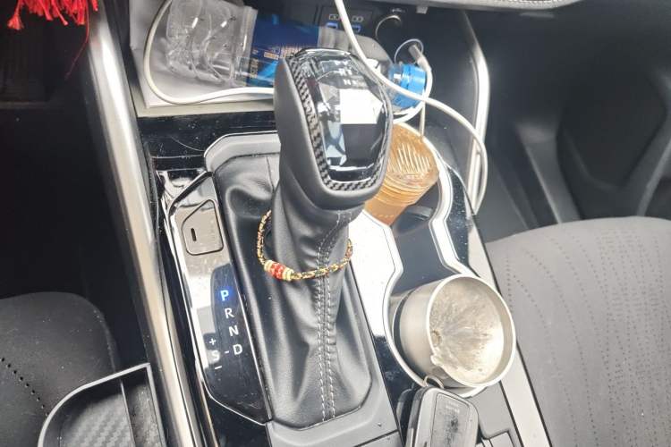 Used Toyota Crown Kluger 2021 2.5L HEV Two-Wheel Drive Entry Version Gear Lever