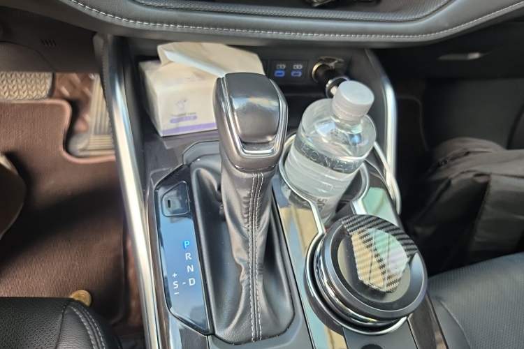 Used Toyota Crown Kluger 2021 2.5L HEV Four-Wheel Drive Flagship Edition Gear Lever