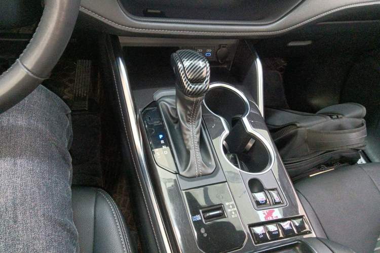 Used Toyota Crown Kluger 2021 2.5L HEV Four-Wheel Drive Premium Edition Gear Lever