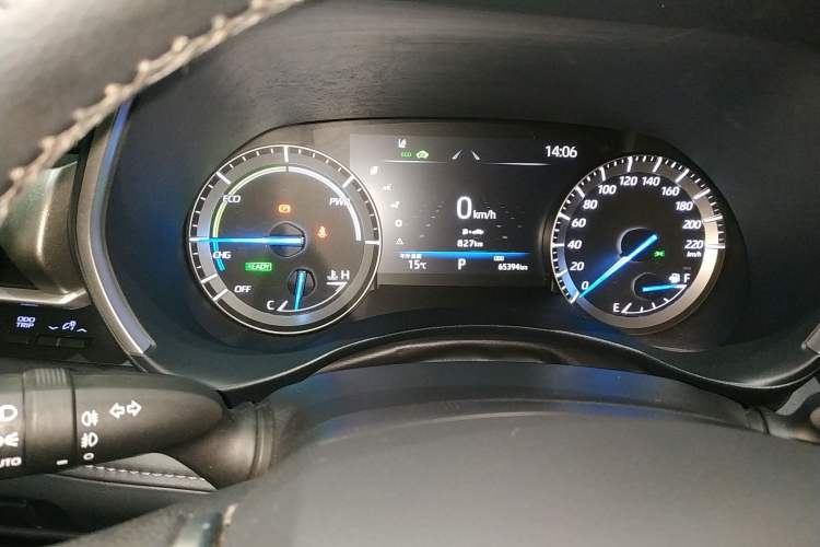 Used Toyota Crown Kluger 2021 2.5L HEV Four-Wheel Drive Elite Edition Instrument Cluster