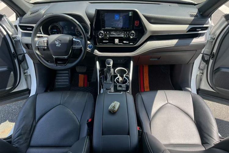 Used Toyota Crown Kluger 2021 2.5L HEV Four-Wheel Drive Elite Edition Interior 2