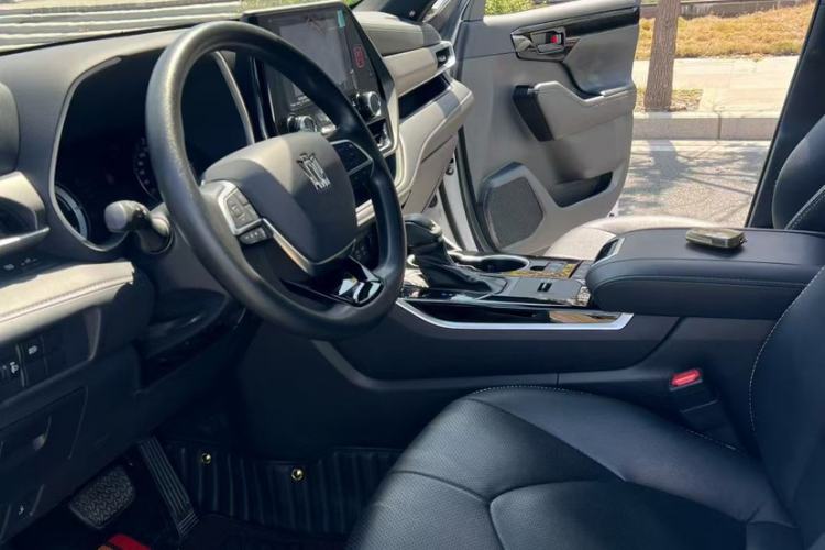 Used Toyota Crown Kluger 2021 2.5L HEV Four-Wheel Drive Elite Edition Interior 4