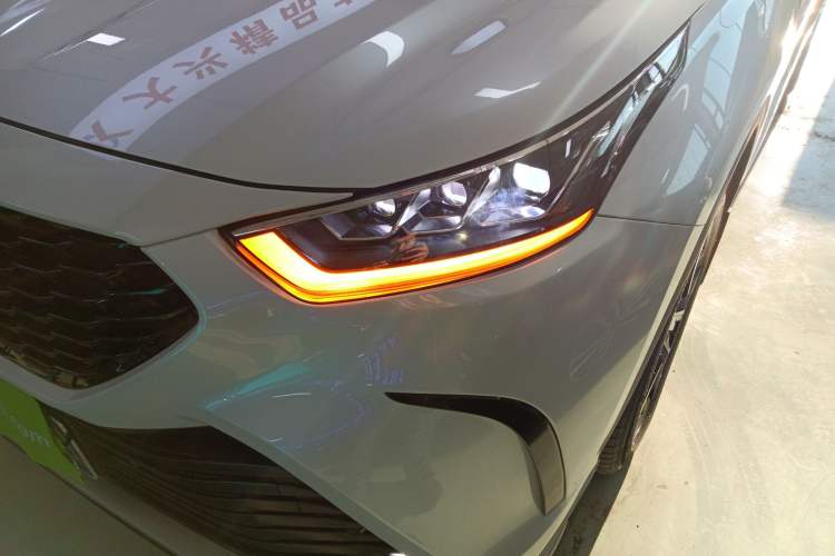 Used Toyota Crown Kluger 2021 2.5L HEV Four-Wheel Drive Premium Edition Left Front Headlight