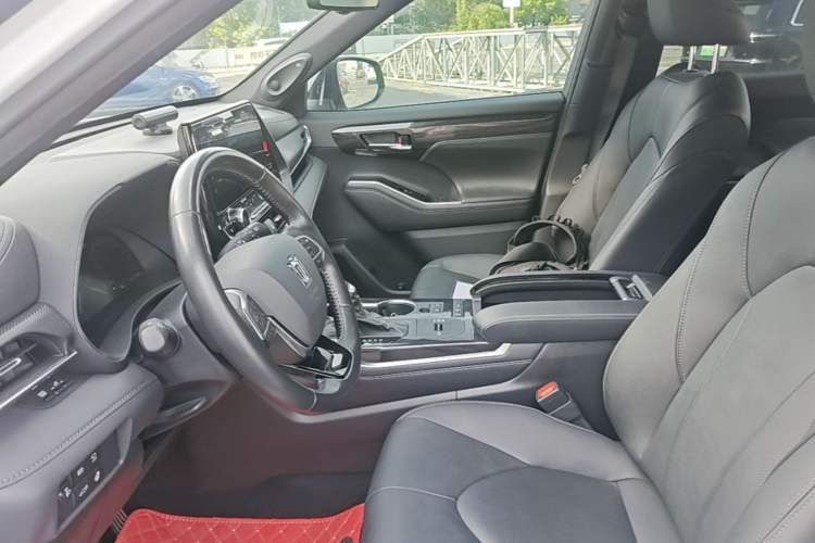 Used Toyota Crown Kluger 2021 2.5L HEV Four-Wheel Drive Flagship Edition Left Front Seat