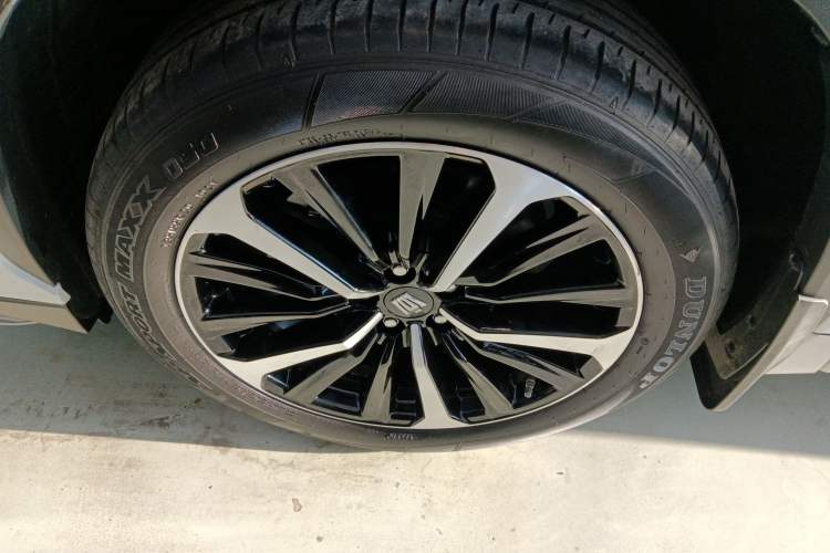 Used Toyota Crown Kluger 2021 2.5L HEV Four-Wheel Drive Premium Edition Left Front Wheel Hub