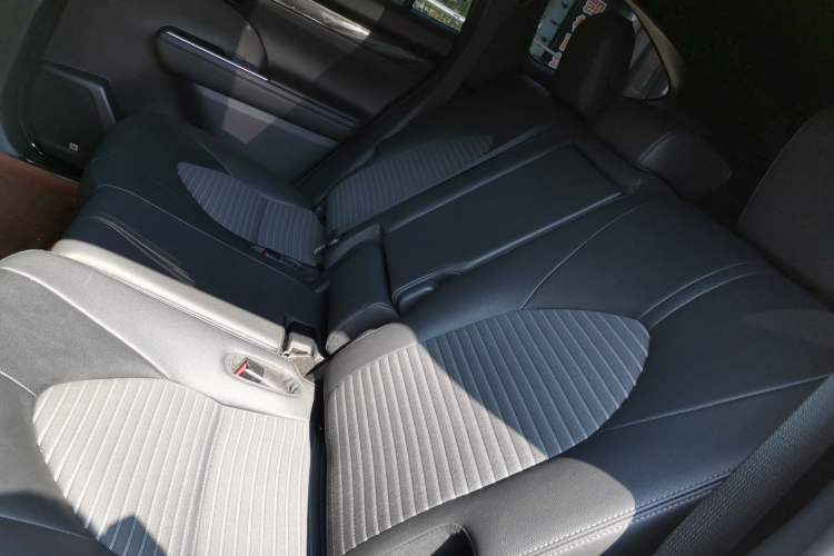 Used Toyota Crown Kluger 2021 2.5L HEV Four-Wheel Drive Premium Edition Left Rear Seat