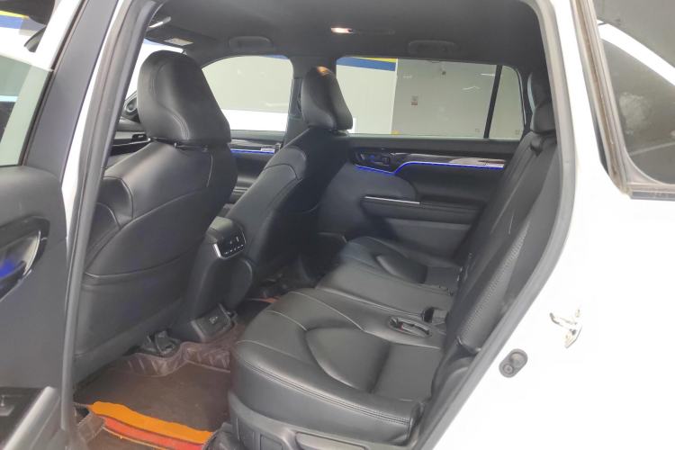 Used Toyota Crown Kluger 2021 2.5L HEV Two-Wheel Drive Elite Edition Left Rear Seat