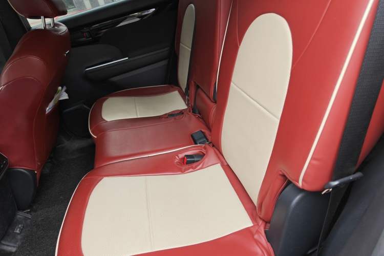Used Toyota Crown Kluger 2021 2.5L HEV Four-Wheel Drive Elite Edition Left Rear Seat
