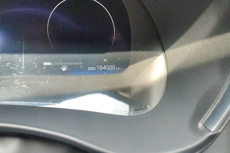 Used Toyota Crown Kluger 2021 2.5L HEV Four-Wheel Drive Premium Edition Odometer Close Up