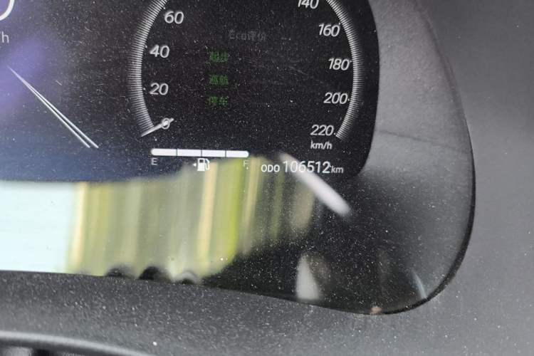 Used Toyota Crown Kluger 2021 2.5L HEV Four-Wheel Drive Premium Edition Odometer Close Up
