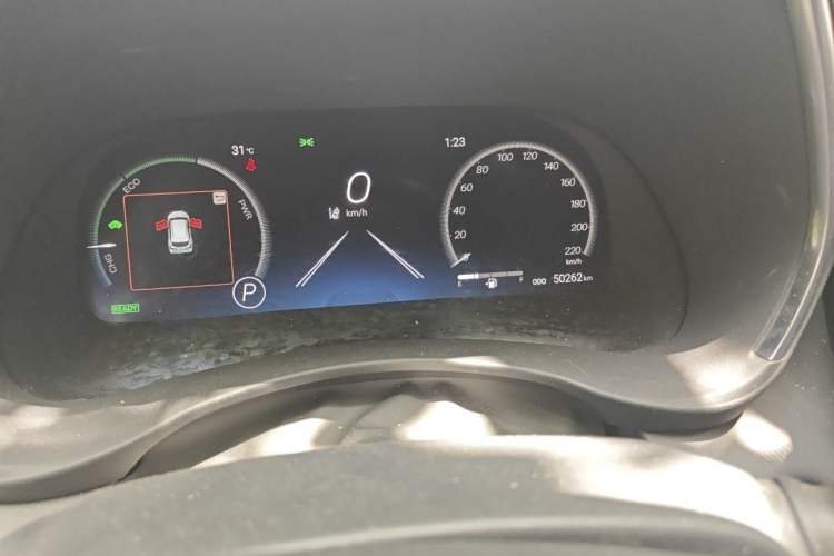 Used Toyota Crown Kluger 2021 2.5L HEV Four-Wheel Drive Premium Edition Odometer Close Up
