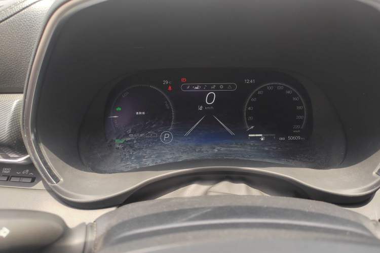 Used Toyota Crown Kluger 2021 2.5L HEV Four-Wheel Drive Premium Edition Odometer Close Up