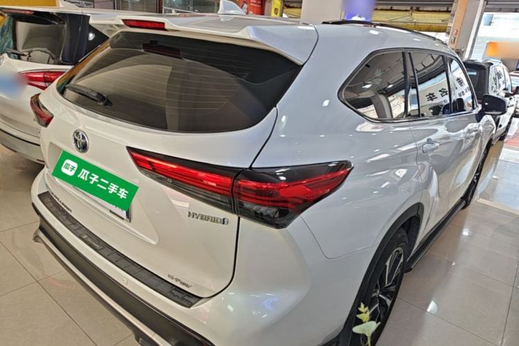 Used Toyota Crown Kluger 2021 2.5L HEV Four-Wheel Drive Luxury Edition Rear Right 45 Deg