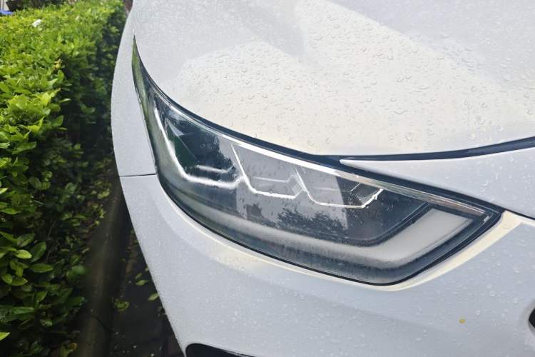 Used Toyota Crown Kluger 2021 2.5L HEV Two-Wheel Drive Entry Version Right Front Headlight