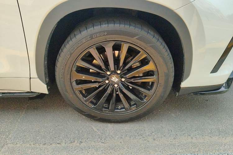 Used Toyota Crown Kluger 2021 2.5L HEV Four-Wheel Drive Premium Edition Right Front Wheel Hub