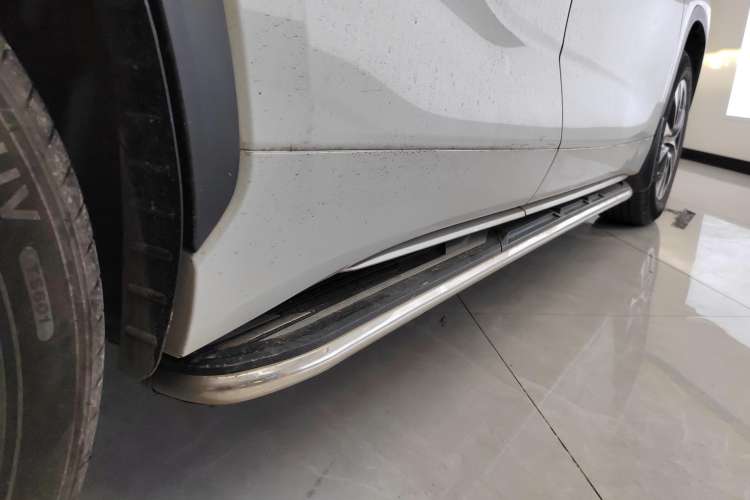 Used Toyota Crown Kluger 2021 2.5L HEV Two-Wheel Drive Elite Edition Right Side Sill