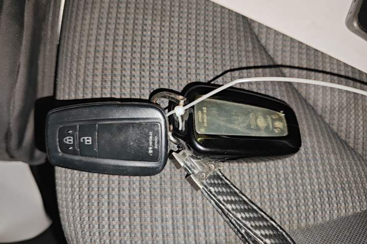 Used Toyota Crown Kluger 2021 2.5L HEV Two-Wheel Drive Entry Version Vehicle Key