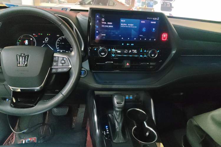 Used Toyota Crown Kluger 2022 2.5L HEV Four-Wheel Drive Premium Edition Audio And AC Panel