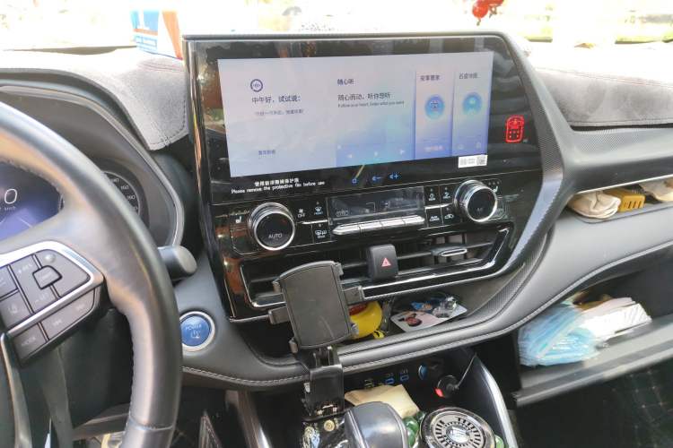 Used Toyota Crown Kluger 2022 2.5L HEV Four-Wheel Drive Premium Edition Audio And AC Panel