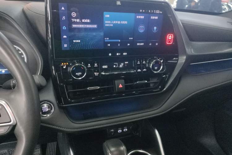 Used Toyota Crown Kluger 2022 2.0T Four-Wheel Drive Prestige Edition Audio And AC Panel